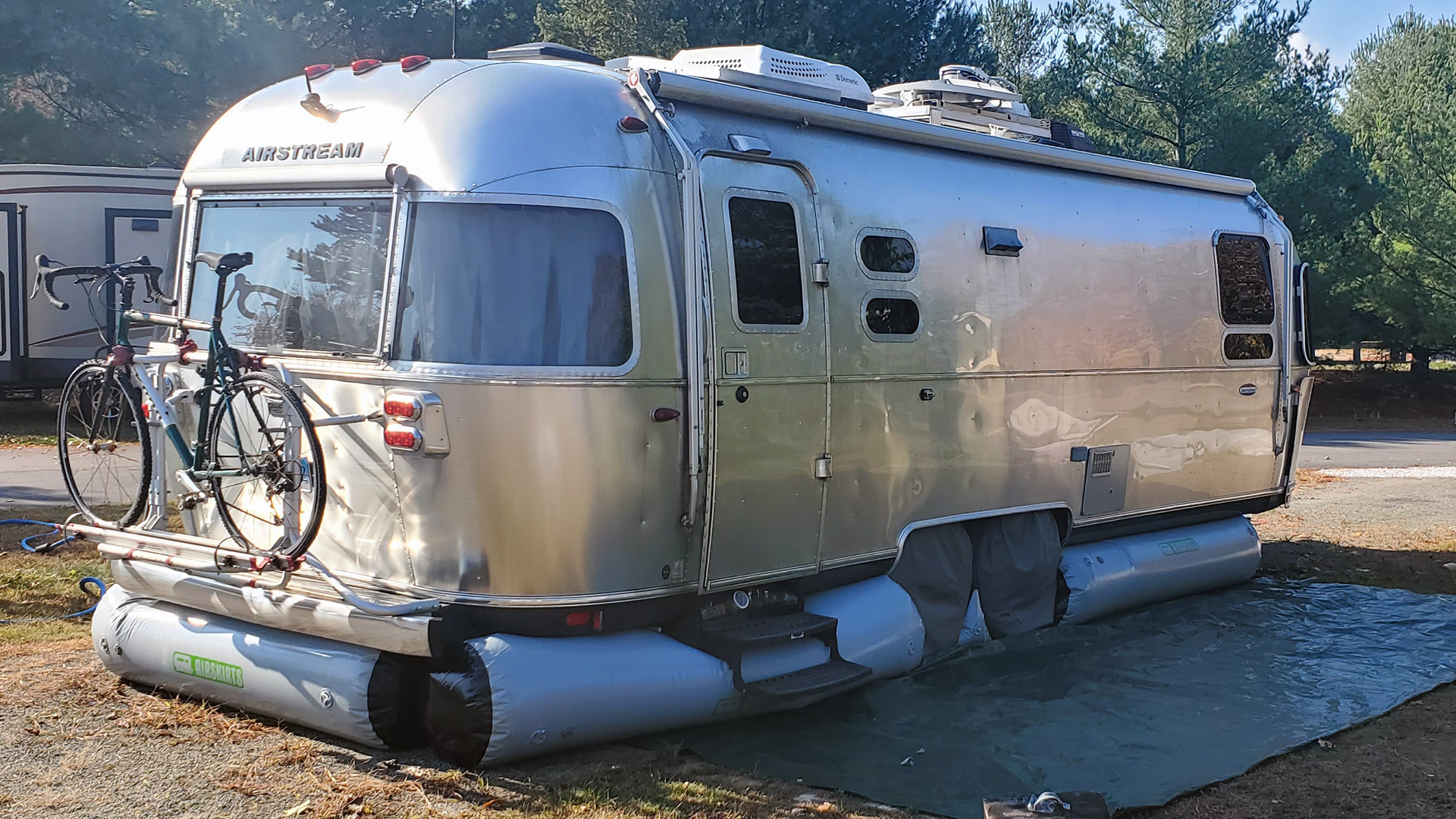Camper skirting on Airstream