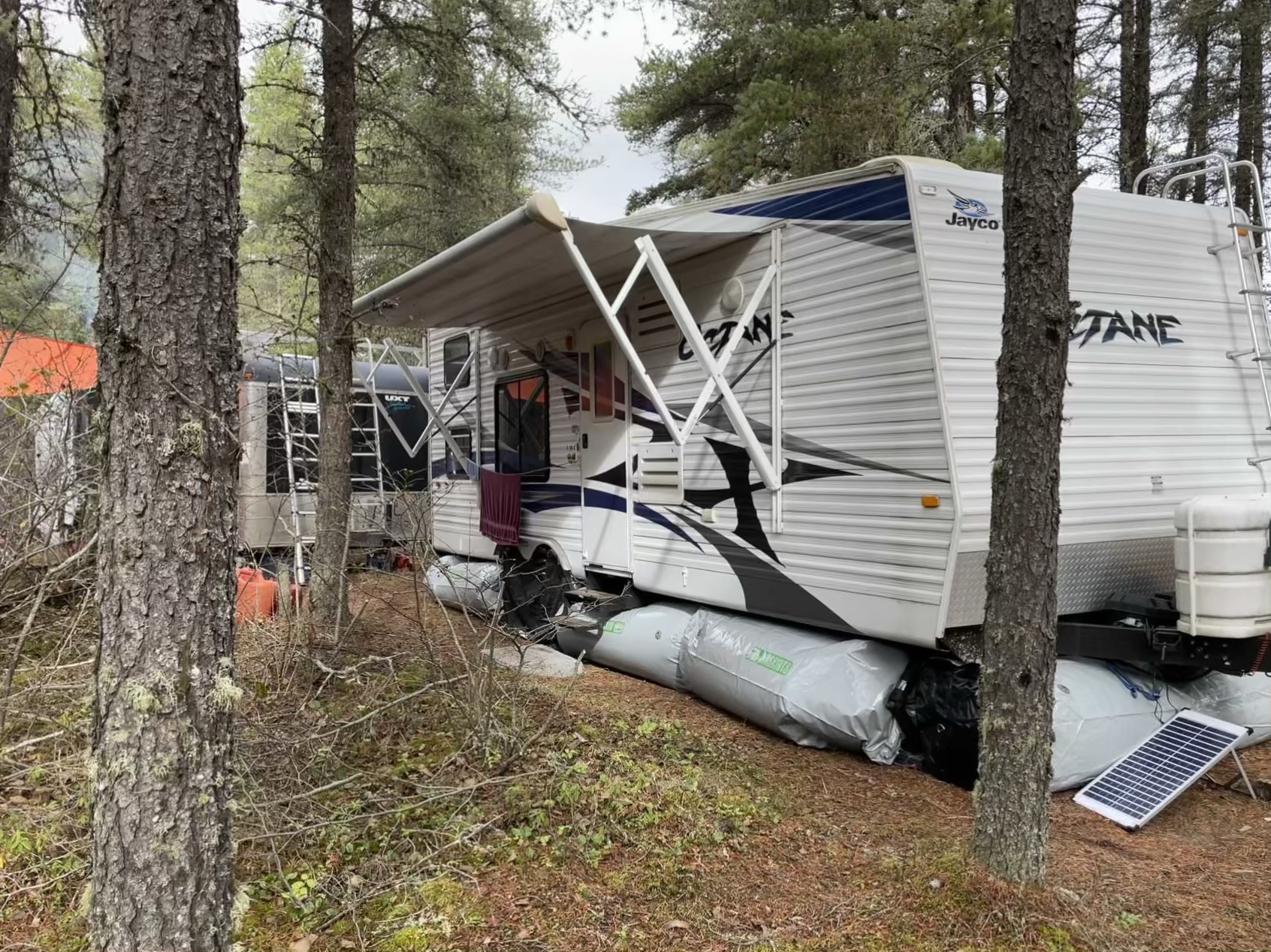 2009 Jayco Octane ZX T24Z skirting setup curbside